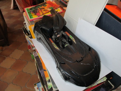 Jouet voiture batmobile - batmobile, sans