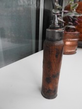 ancien outil , poinçon ancien