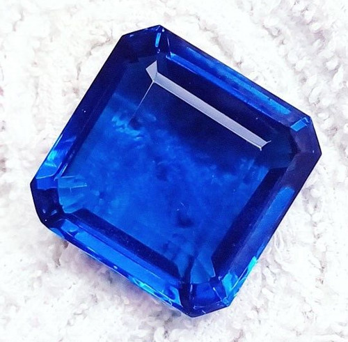 Topaze bleue naturelle gemme - bleue,