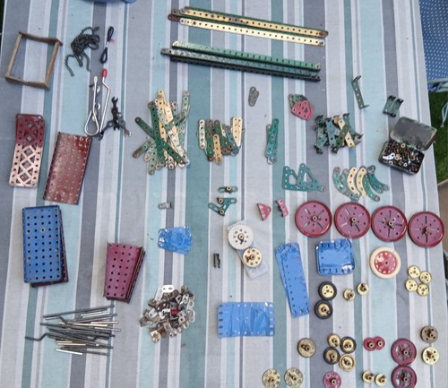 Meccano lot pièces - meccano,