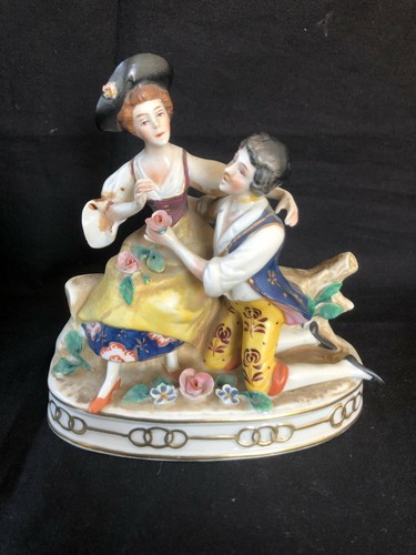 Figurine porcelaine antique - porcelaine,