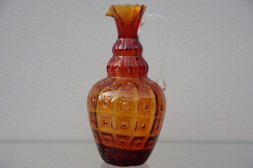 Décoration vase forme cruche