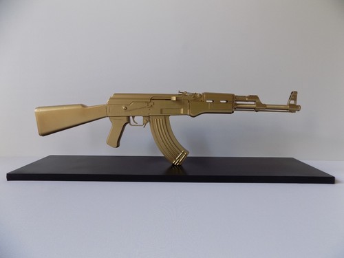 Ak47 sculpture roulland - sculpture, de