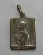 Ancienne MEDAILLE religieuse NOTRE DAME de LOURDES signée PENIN PONCET métal