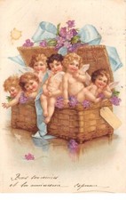 Ange - n°76600 - Malle en osier remplie d'anges et de fleurs - Carte pliée v