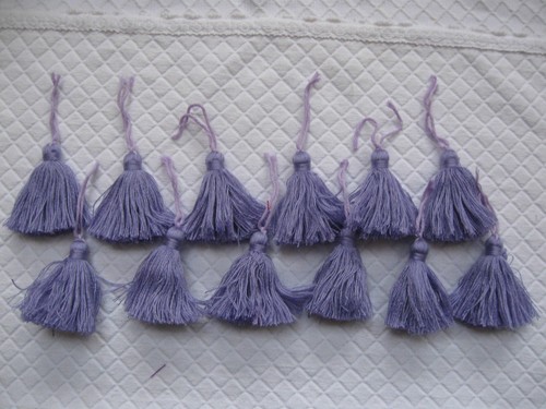 Petits pompons gland - pompons,