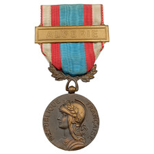 S14/10/25 (REF29948) Médaille militaire de la guerre d'Algérie AFN french medal