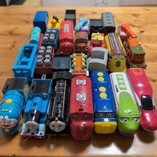 Lot de véhicules Plarail