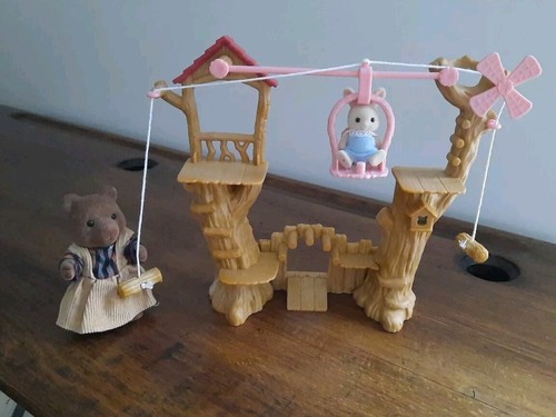 Aire jeux tyrolienne - aire, /