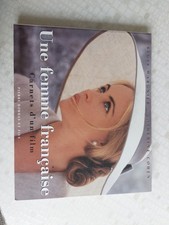 UNE FEMME FRANÇAISE ( E BEART ) LIVRE . ED BORDAS 1995