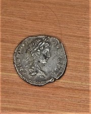 denier romain en argent époque impériale haute 1re–2e siècle ap. J.-C