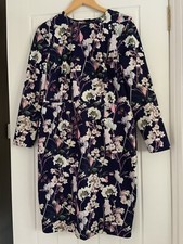 Robe décalée fleurie