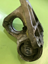 Support moteur Inferieur / CITROEN XSARA PICASSO 2.0 HDI / 9637792580