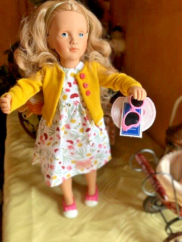 Poupee neuve petitcollin - poupee,