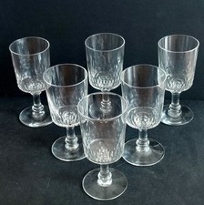 SERIE DE  6 VERRES EN CRISTAL