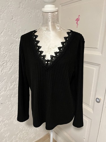 Pull noir taille 42 très - taille, 40/42