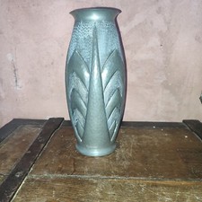 Pierre PLASAIT Vase en étain  Art Deco Etain D'art