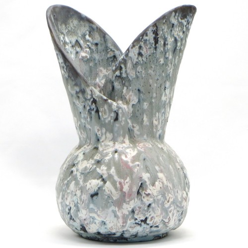 Grand vase design - grand,