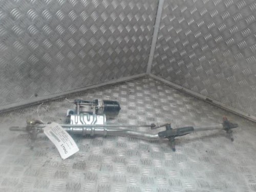 Moteur essuie glace avant