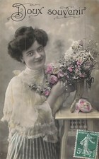 CP SOUVENIR FEMME CORNE D'ABONDANCE OSIER FLEURS - 96684