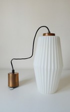 SUSPENSION LUSTRE EN OPALINE /