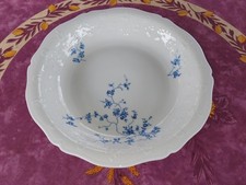 Plat Rond Creux Porcelaine de Sologne 3 Décor Floral Bleu en Relief 28,5cm