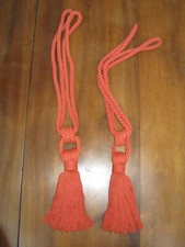 1 PAIRE D'EMBRASSES EN