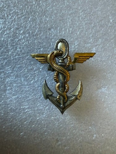 Insigne service santé des - insigne, de