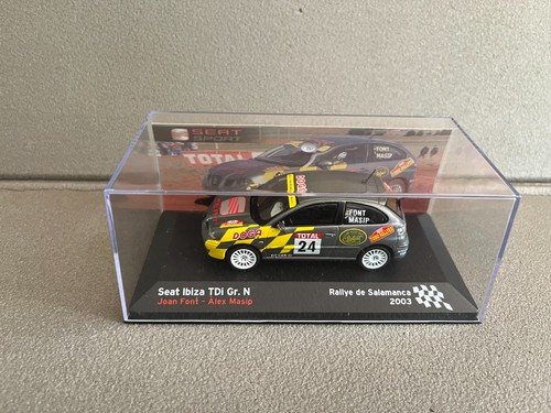 Voiture miniature seat - voiture,