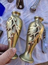 PAIRE DE PETITS VASE EN BRONZE