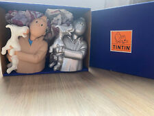 Lot 2 Statuettes Leblon-Delienne 7a - Milou lèche Tintin  (yeux ouvert)