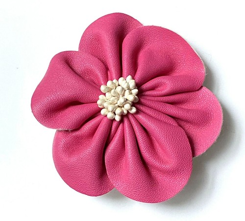 Broche fleur rose blanc fait - blanc,