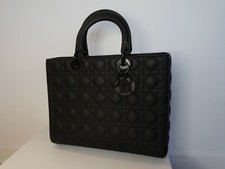 Lady Dior Ultramatte Noir Large