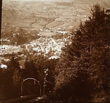 Paysage Vue vers une ville c1925 Photo Stereo Plaque de verre Vintage CT8L6n 