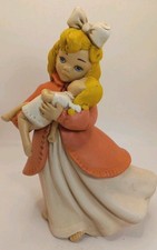Vtg 1970s Figurine. From