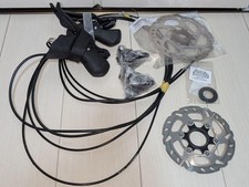 Jeu de manettes et étriers de