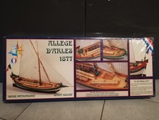 MAQUETTE BATEAU EN BOIS ALLEGE