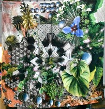 Foulard en soir brochée CHRISTIAN LACROIX  87 cm x 86 cm