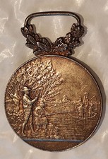 MEDAILLE argent doré 1898 les