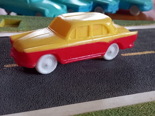 Simca aronde p60 jaune falk - simca,