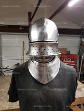 Casque fermé sallet