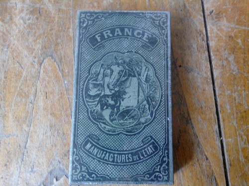 Rare ancienne boite tole - rare,