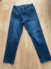 Jean femme bleu coupe droite Taille 36 marque Uniqlo