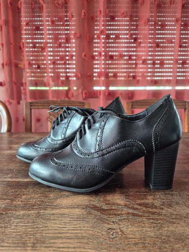 Chaussures derbies talons - à,