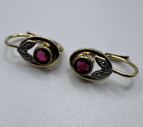 Paire boucles oreilles - de, d'oreilles