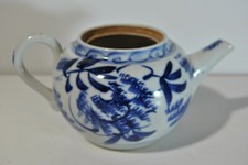 Théière chinoise porcelaine Chine blanc bleu décor branchage