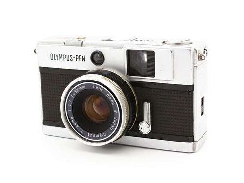 Appareil photo argentique demi