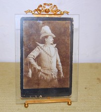 TRES BON ÉTAT .ANCIEN GRAND CADRE ANCIEN .FIN 19 EME.AVEC PHOTO. ET VERRE