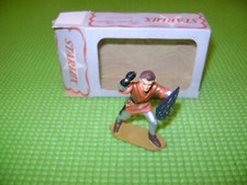 STARLUX MOYEN AGE 6004 SEIGNEUR  COMBATTANT  ECU ARMOIRIE EN BOITE D'ORIGINE