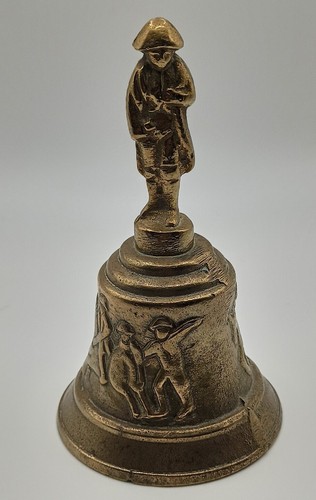 Jolie cloche laiton - cloche, buste